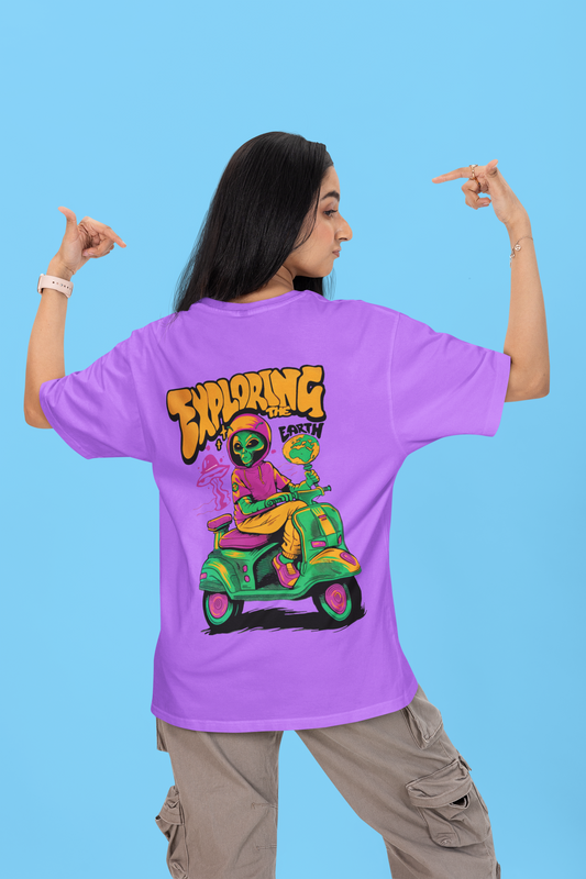 Exploring Oversized Graphic T-Shirt